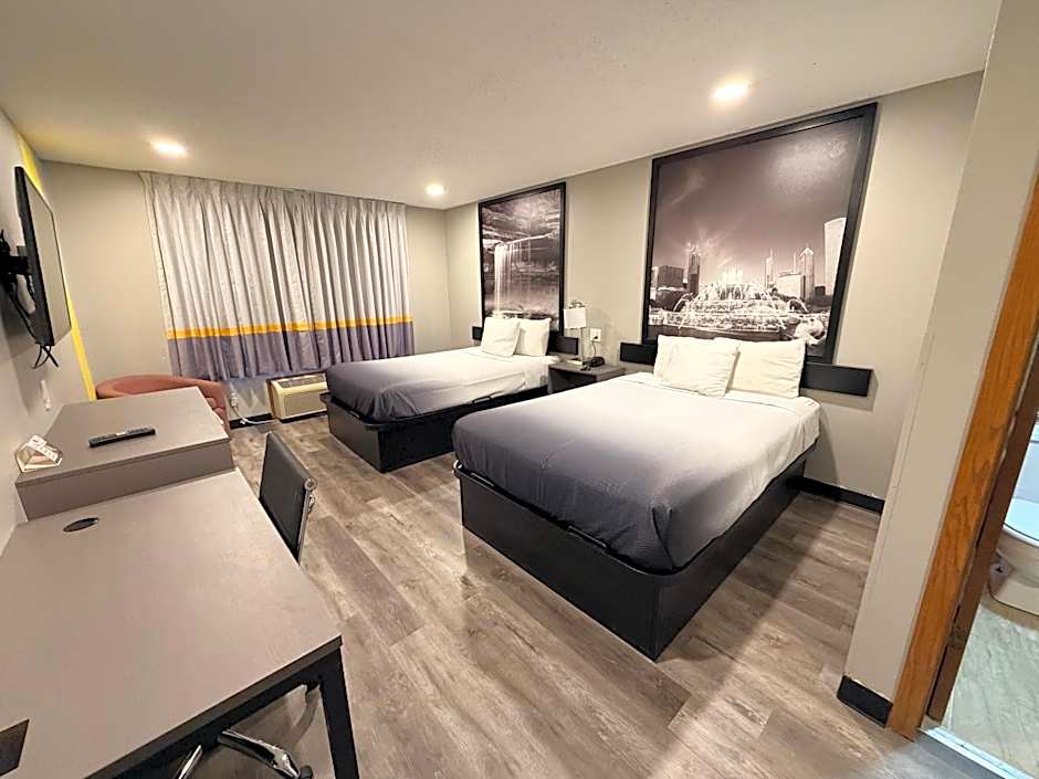 Foto 1 dari 8 — 2 Double Beds