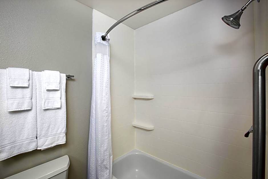 Holiday Inn Express Hastings By IHG