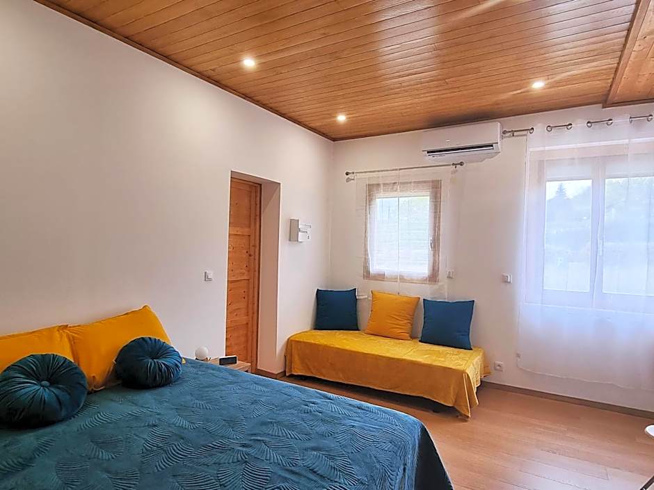 La Salvetat - Studios de vacances - Les Tables Aux Vaches