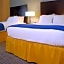 Holiday Inn Express & Suites Los Angeles Downtown West By IHG