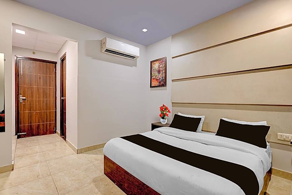 Townhouse Ranipur Mor Formerly Parmila Inn