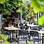 The Originals Boutique, Hotel Le Marmotel, Clermont-Ferrand