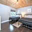 Luxury Tobermory Retreat Modern Home and Hot Tub