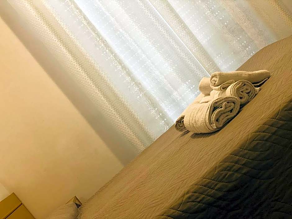 hotel iris