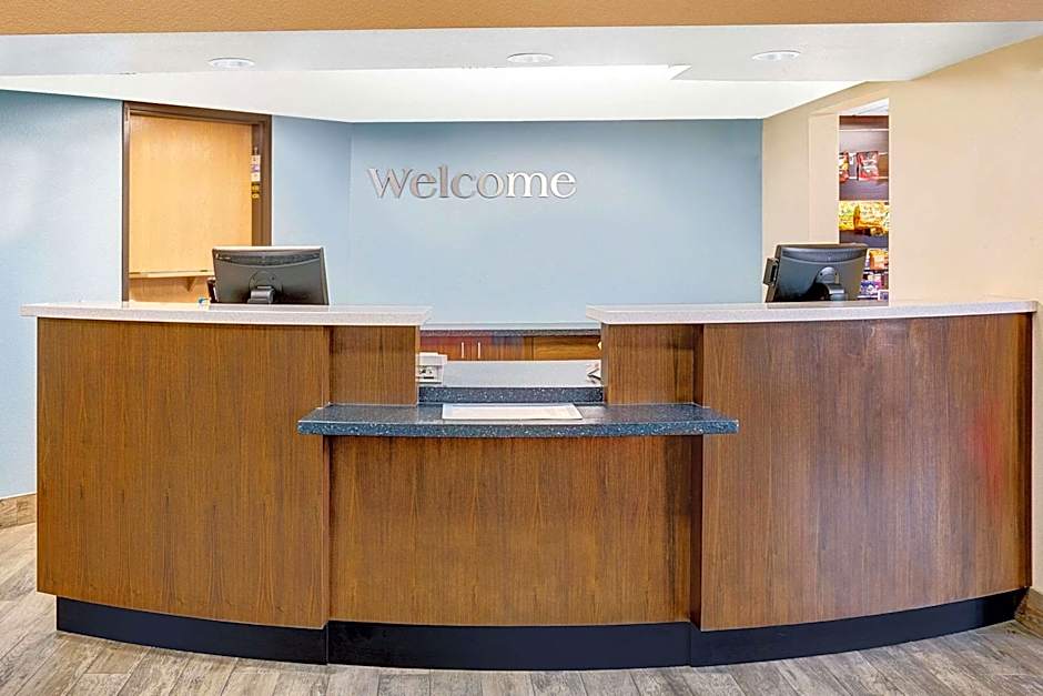 Days Inn & Suites by Wyndham Page Lake Powell