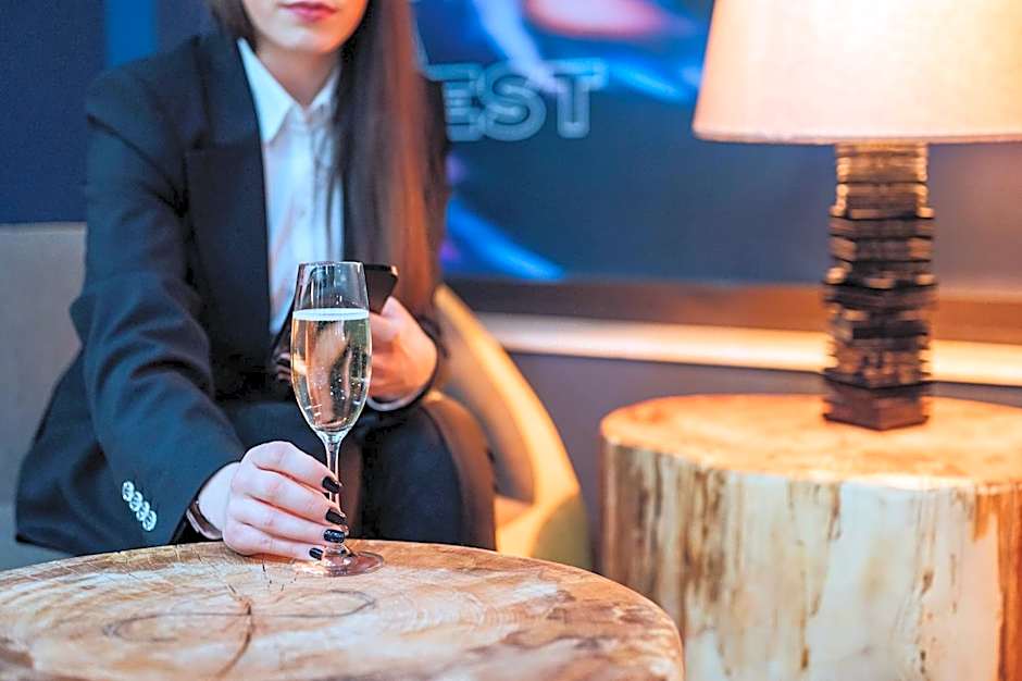 PeakTure Hotel Bucharest