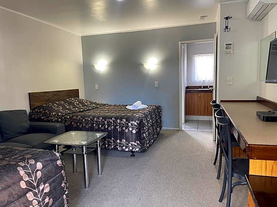 Papakura Pioneer Motor Lodge & Motel