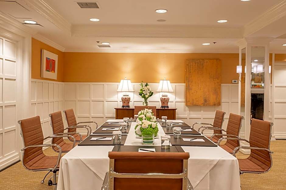 The Eliot Hotel