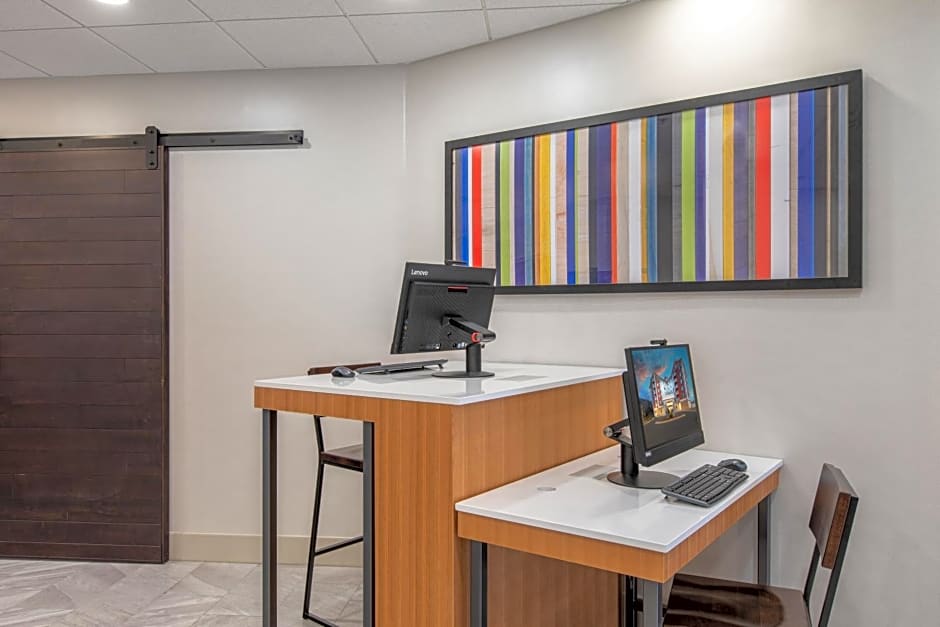 Holiday Inn Express & Suites Asheville Downtown By IHG