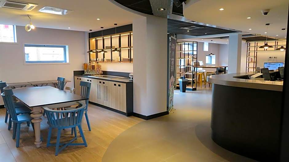 Timhotel Chartres Cathedrale