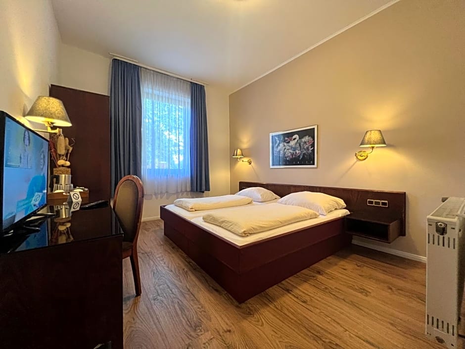 Central Hotel