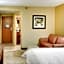Pittsburgh Airport Inn and Suites