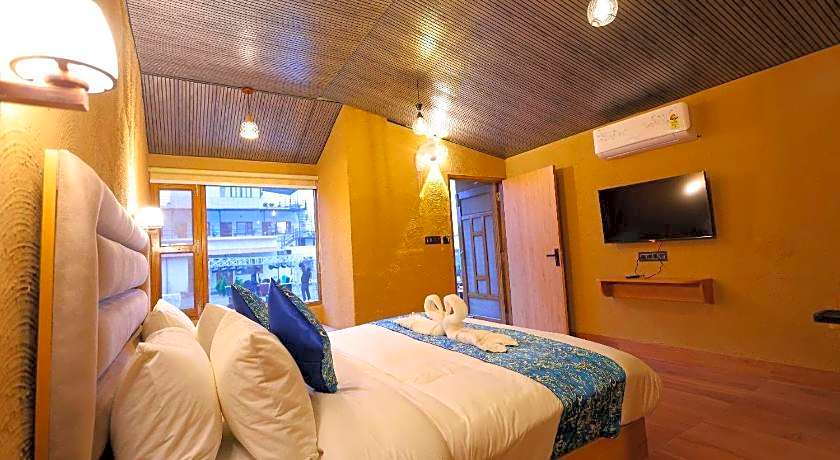 Nayana Bene Hotels Jim Corbett – Jim Corbett National Park, WV