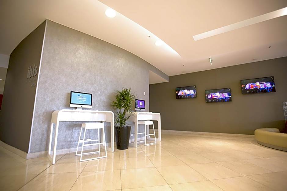 Hotel Ibis Sydney Olympic Park
