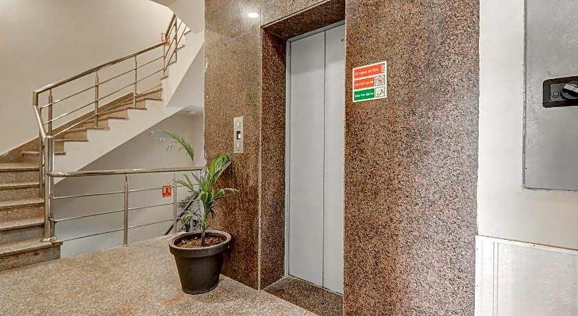 Hotel O Sapphire Near Omaxe Gurgaon Mall