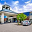 Norwood Inn & Suites La Crosse