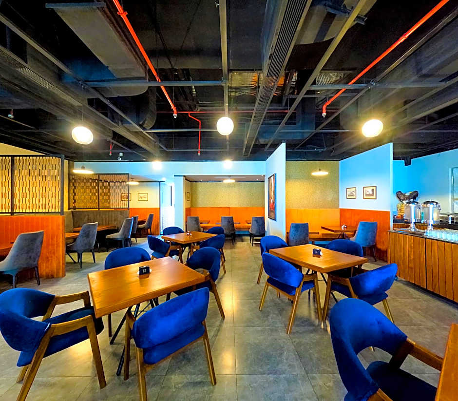 Fairway Colombo - Sri Lanka's First Hotel With Robot Technology