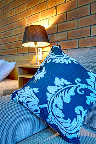 Deluxe 1 Queen Bed, Jetted Tub