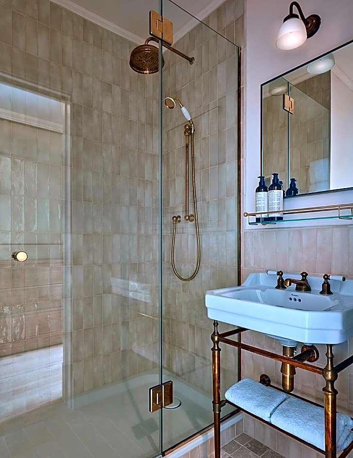 Miiro Templeton Garden