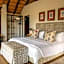 Tshwene Lodge