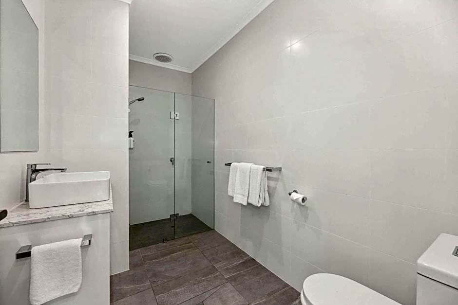 Comfort Inn Regal Park