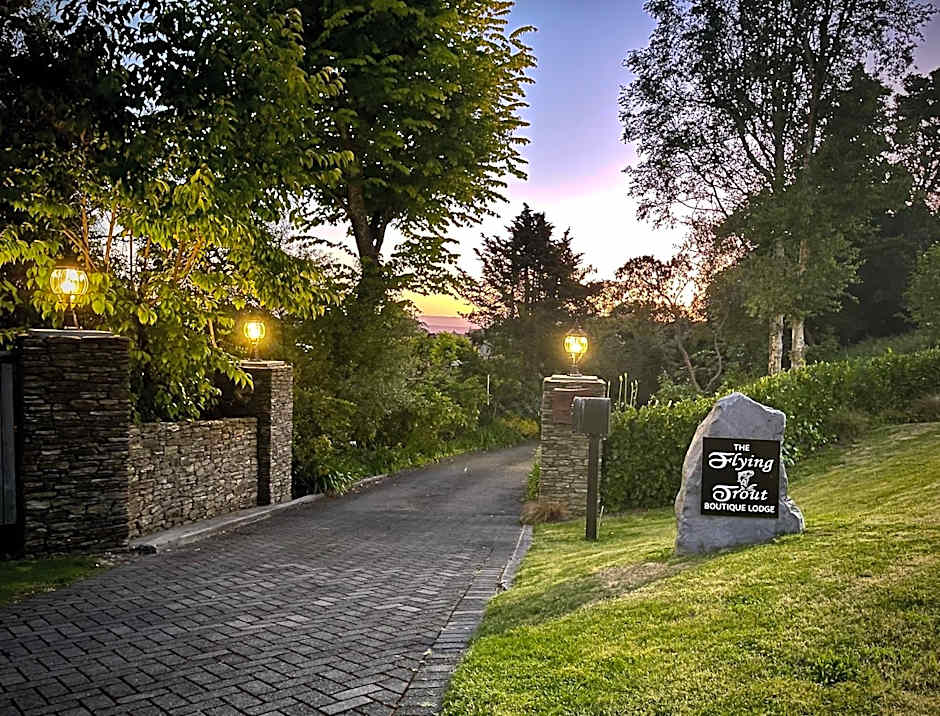 The Flying Trout Boutique Lodge