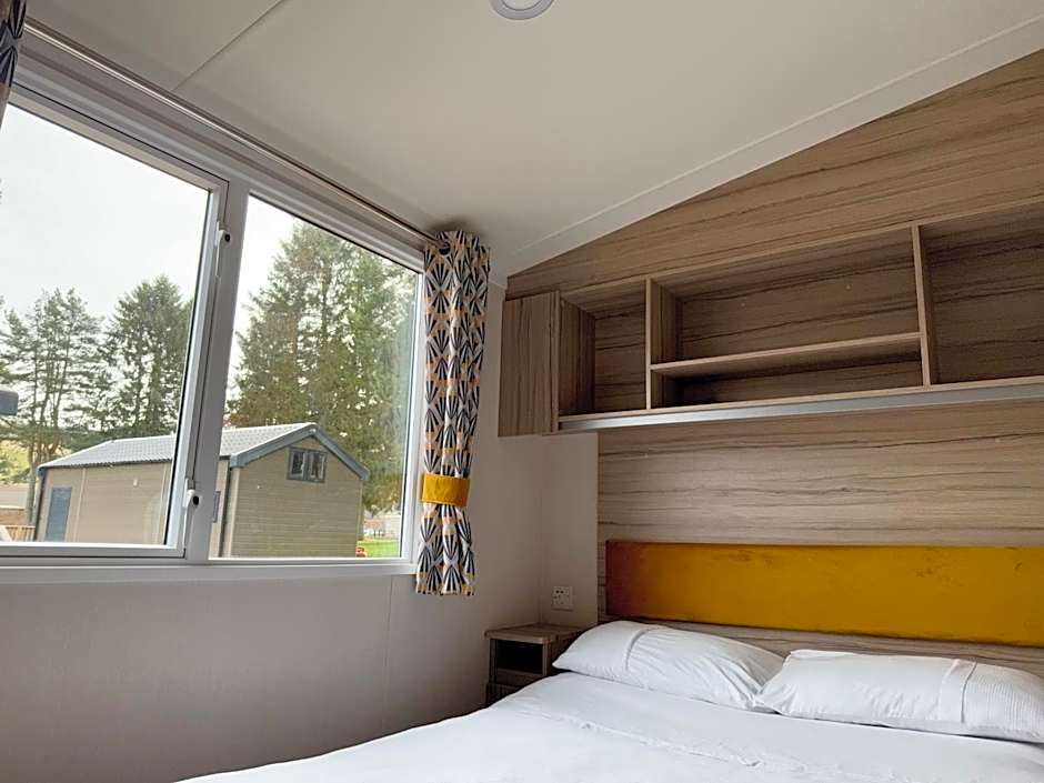 The Fly Van - Beautiful, luxury static caravan