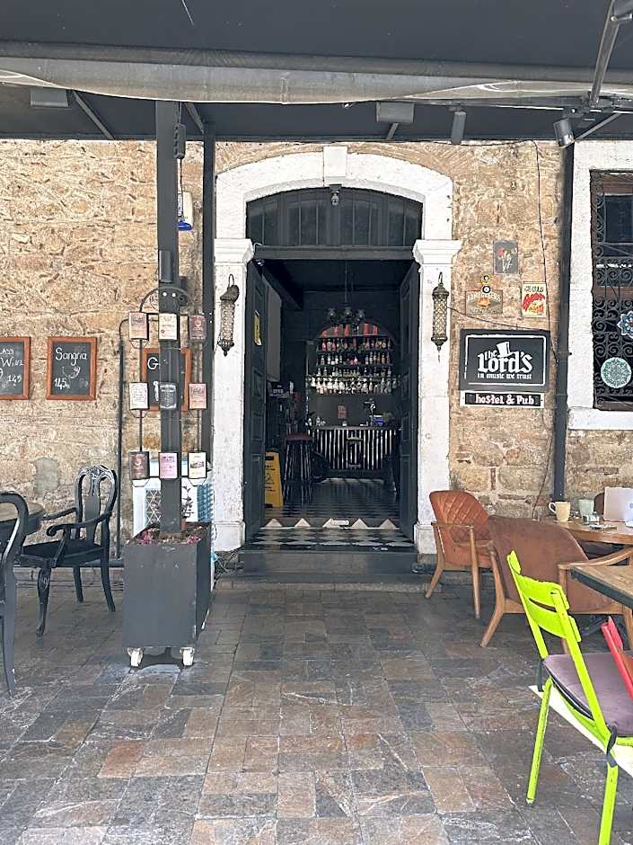 Lords Hostel & Pub – Antalya, NJ