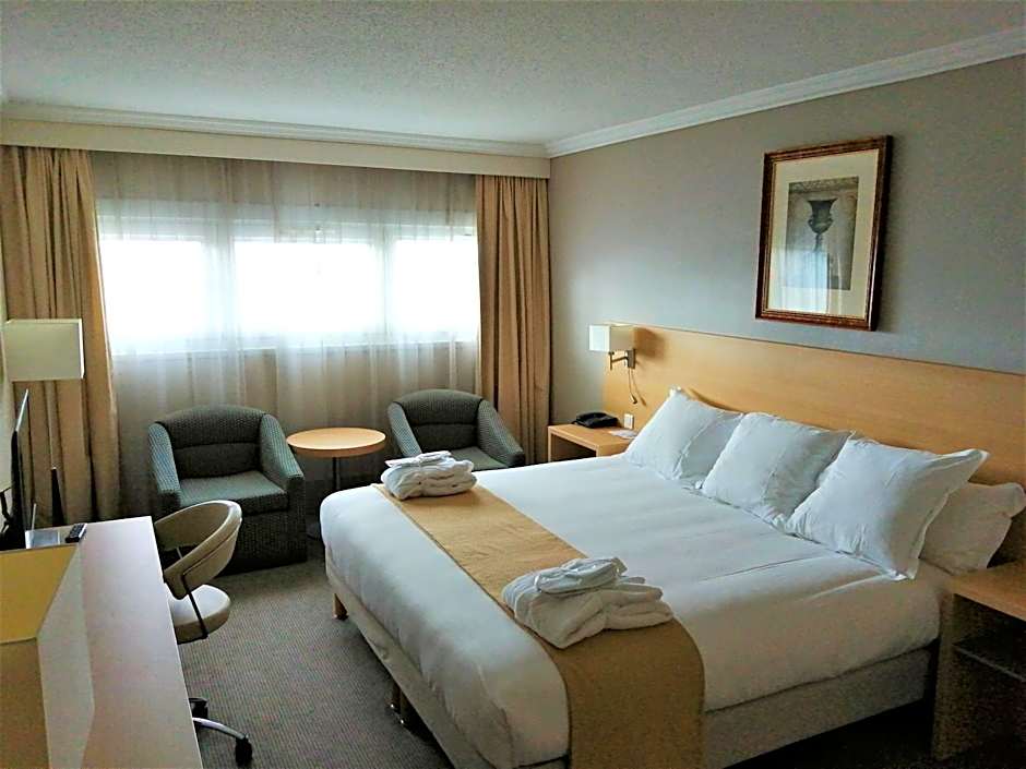 Hotel Inn Paris CDG Airport 