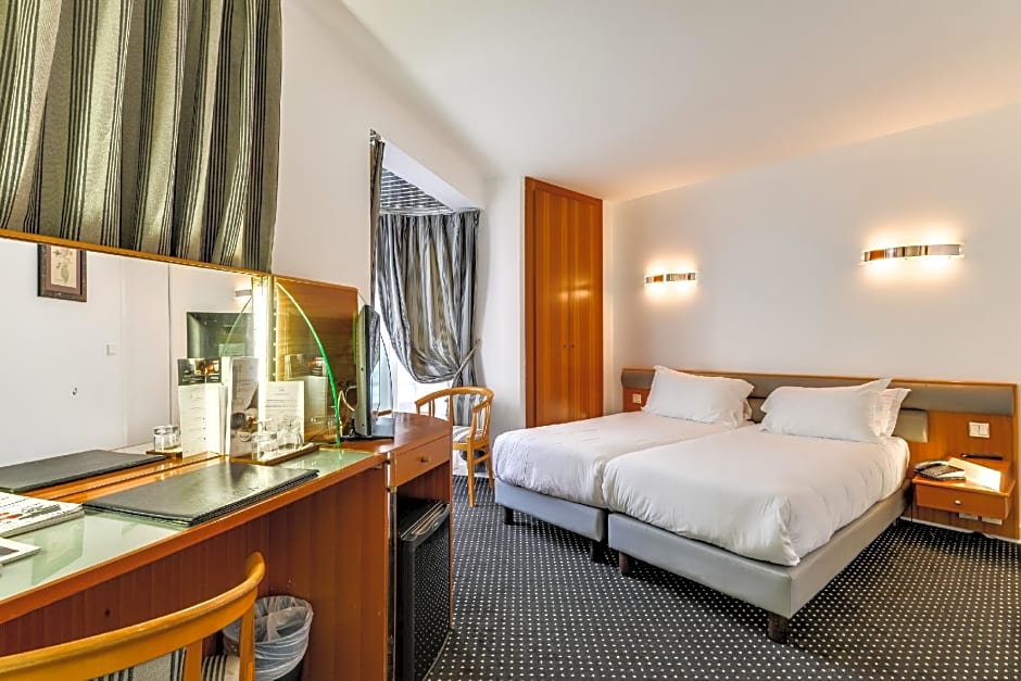 Villa Luxembourg Hotel