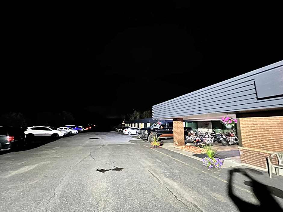 Lively Inn and Suites - Sudbury