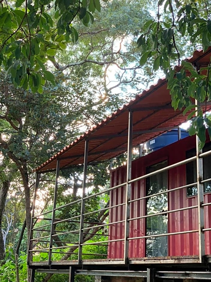 Pousada Cipó Container Chalés Privativos com lareira - Centro da cidade
