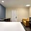 Days Inn by Wyndham Lawton