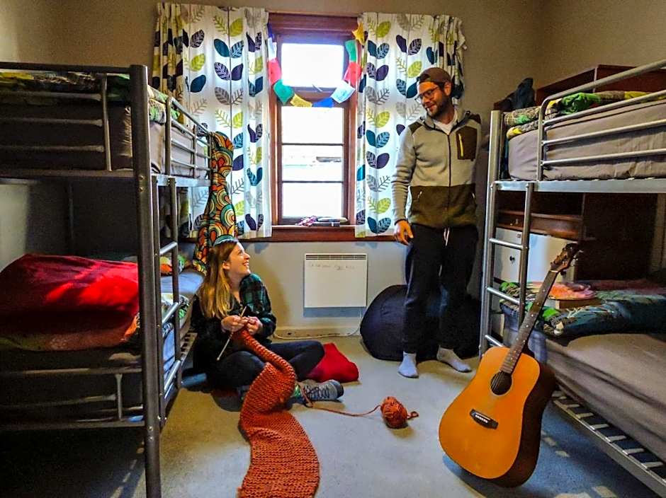 Mountain View Backpackers