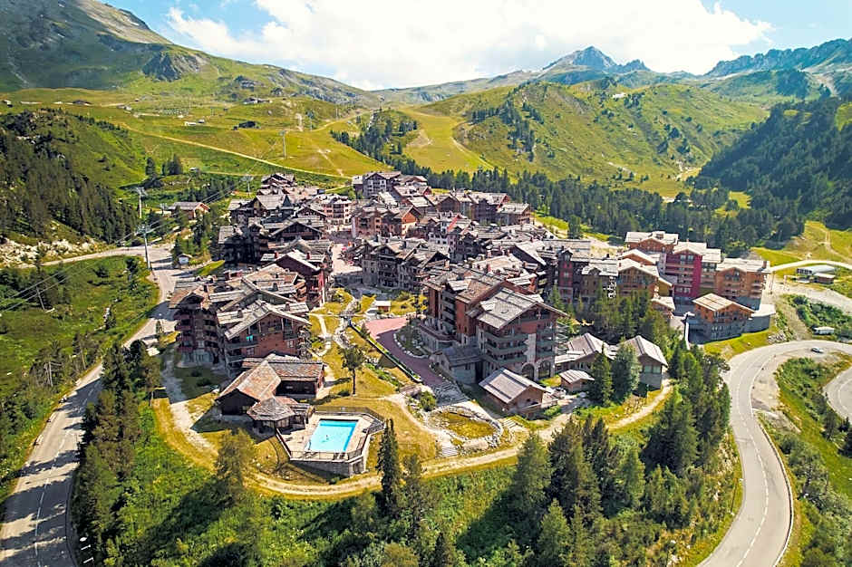 Residence P&V Premium Arc 1950 Le Village