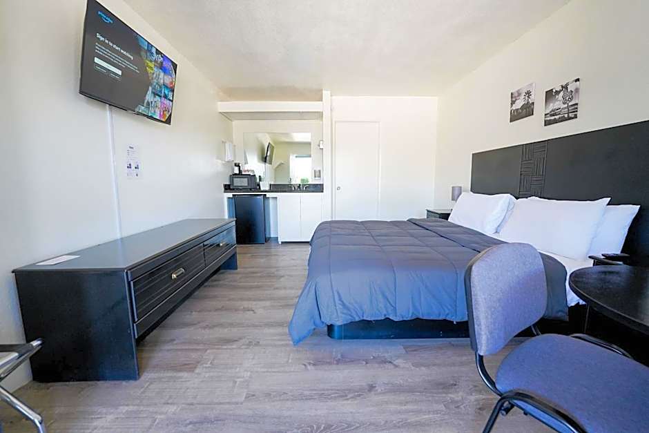 Rim Country Inn - Self Serve Hotel -