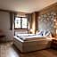 Post Alpina - Family Chalets Dolomites