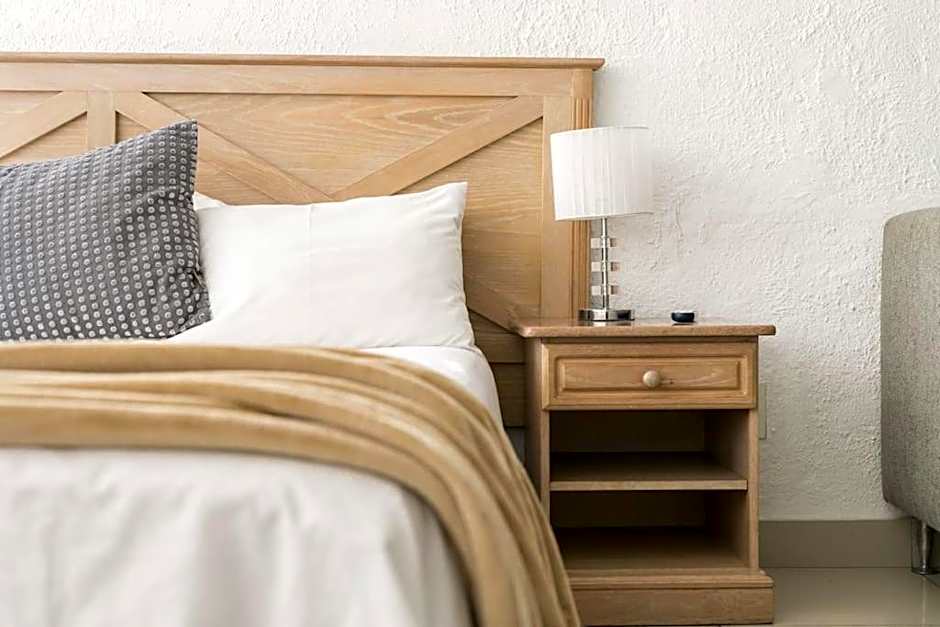 Inn & Out Sandton Park