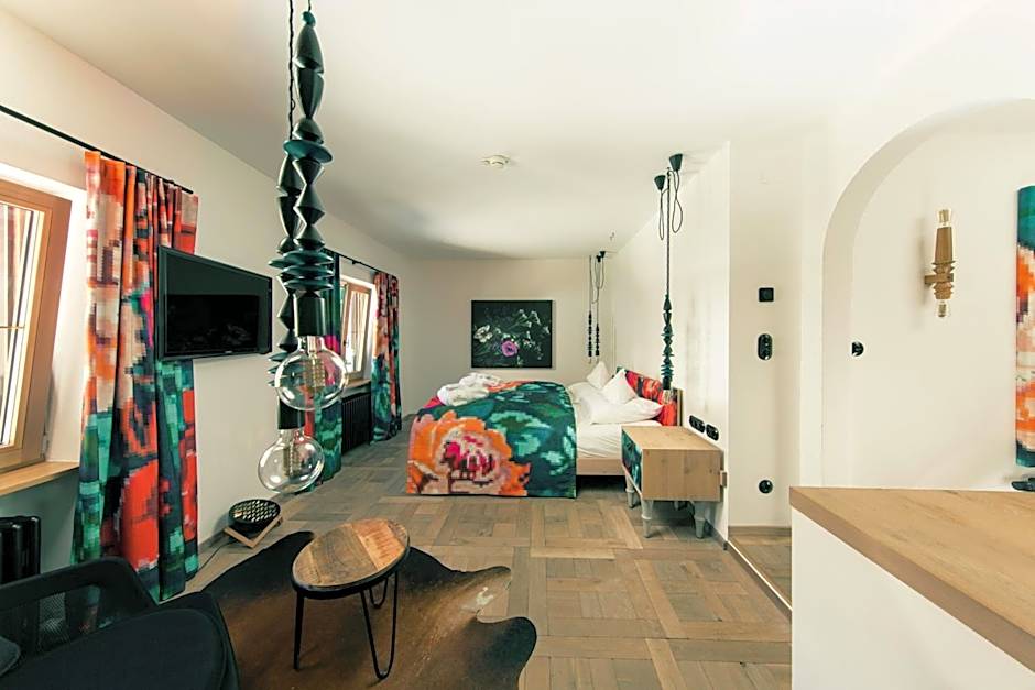 Hinterwies – Ski In / Lodge / Dine