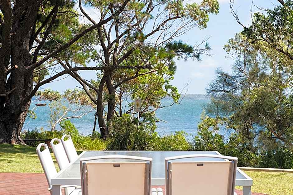 By the Beach B&B Self Contained Apartments