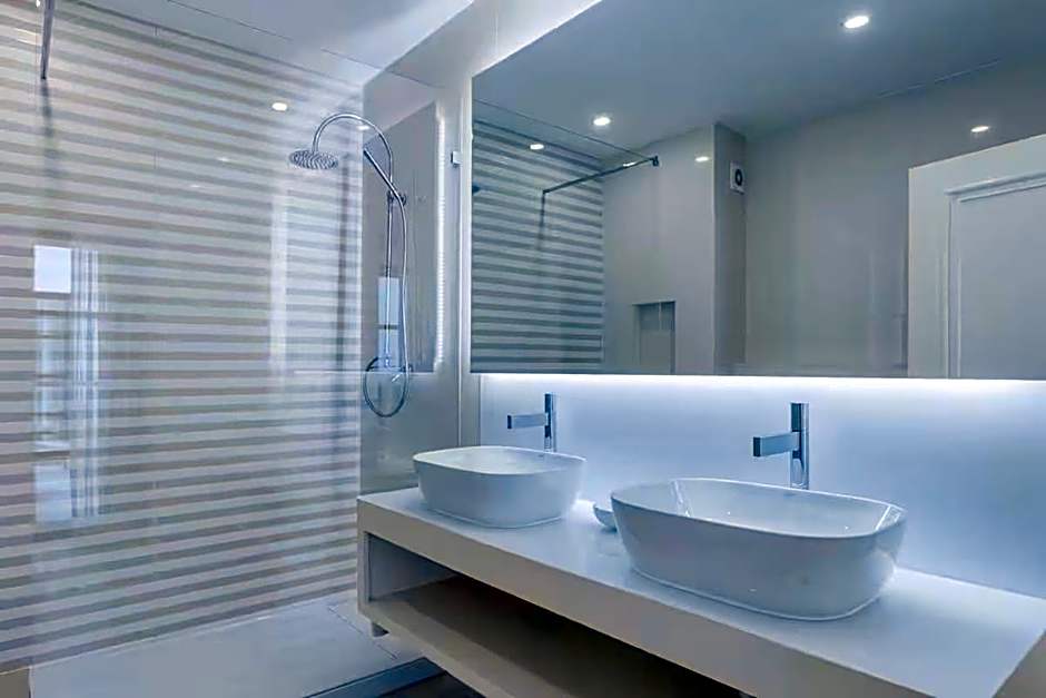 Pine Cliffs Village & Golf Suites