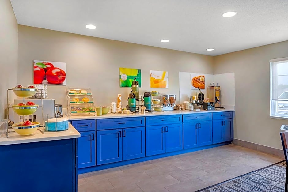 Quality Inn Chesterton near Indiana Dunes National Park I-94