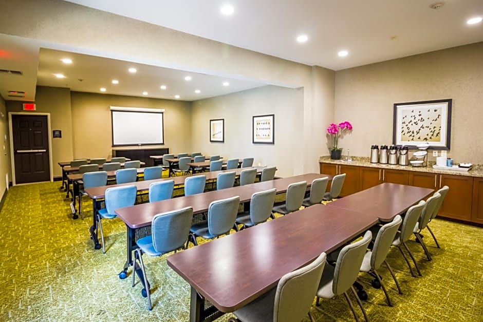 Staybridge Suites Plano / Frisco By IHG