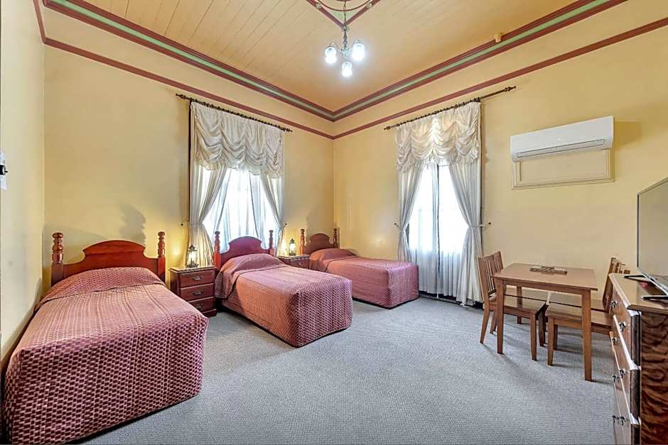 Warwick Settlers Inn