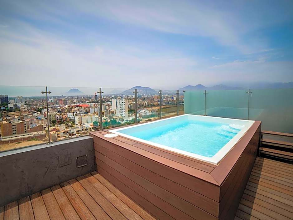 DoubleTree by Hilton Trujillo