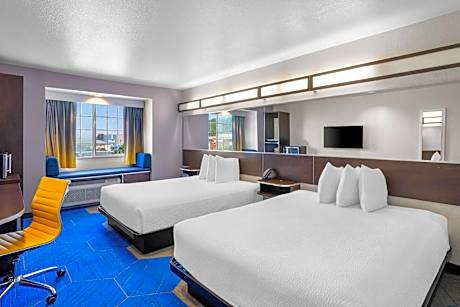 Queen Room with Two Queen Beds - Disability Access/Non-Smoking