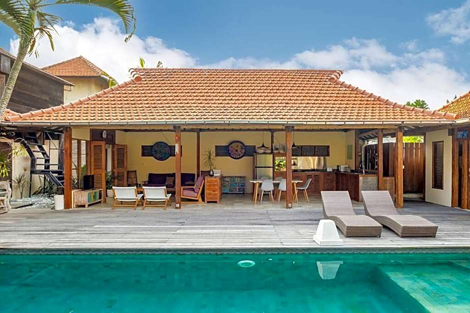 Gorgeous 4 BR Villa in Canggu