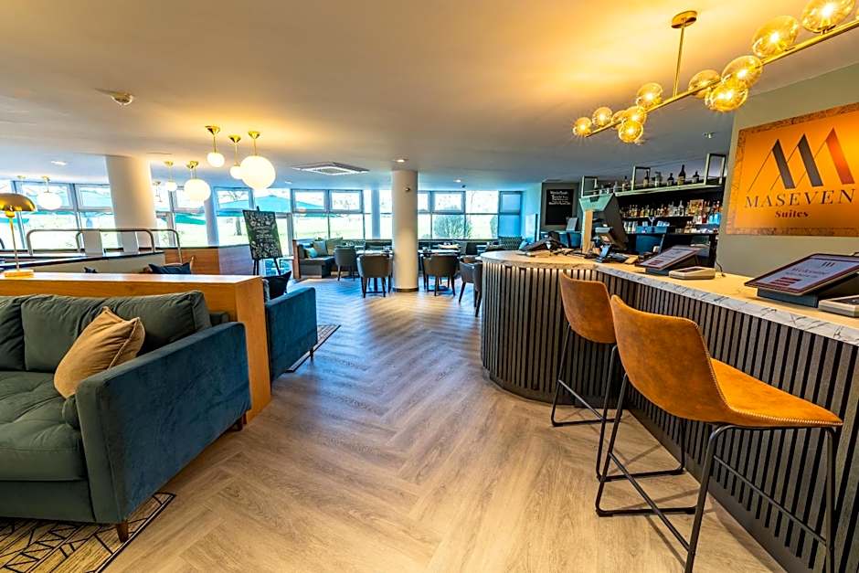 SI-SUITES