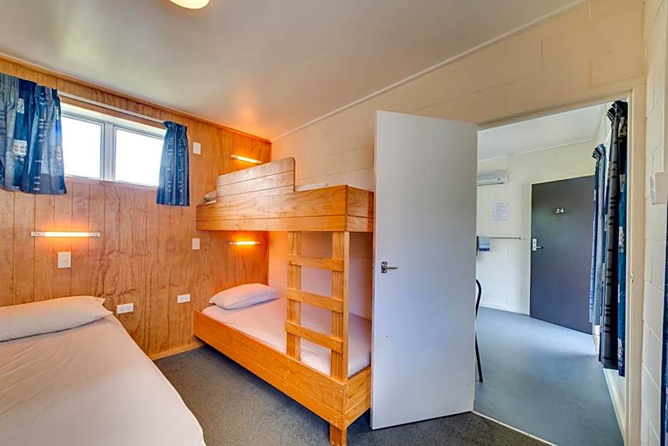 Wellington TOP 10 Holiday Park