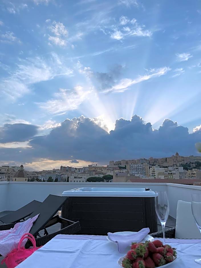 18 Dante Luxury Suites